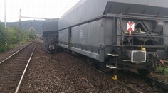 V Devínskej Novej Vsi sprístupnili jednu koľaj, meškania sú minimálne