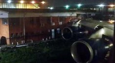 Britské lietadlo narazilo na letisku v Johannesburgu krídlom do budovy