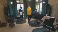 Život sa vracia len pomaly do normálu, v prevádzkach kontrolovali certifikát