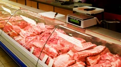 Salmonela miluje leto. Môže číhať aj v potravinách, ktoré jete bežne