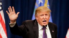 Trump vyzval Obamu, aby odstúpil