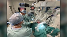 Prelomový operačný zákrok v Košiciach: Ako prví na Slovensku uzavreli uško ľavej predsiene srdca pomocou robota