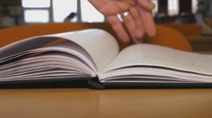 Ak študent podvádzal, titul mu nevezmú. Systém na trestanie plagiátorov je u nás deravý