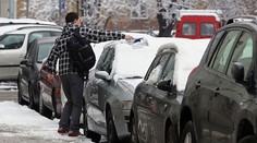 Do Česka dorazila tuhá zima. Na poľadovici havarovalo množstvo áut