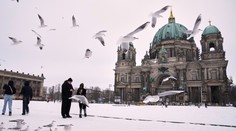 Európa naďalej bojuje s extrémnym počasím. Viacerí ľudia ostali bez elektriny