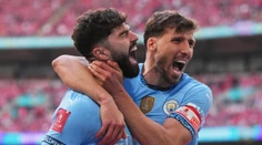 Manchester City môže získať aspoň jednu trofej. Po triumfe nad Nottinghamom si zabezpečil finálovú účasť