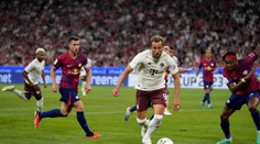 Premiéra Kanea za Bayern mala trpkú príchuť. Superpohár pre Lipsko hetrikom zariadil Olmo