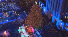 Už to vypuklo! Svet žije Vianocami a aj napriek teroristickým hrozbám sa ľudia tešia