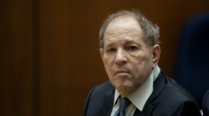 Uväzneného hollywoodskeho exproducenta Weinsteina hospitalizovali