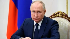 Putin tvrdí, že lietadlo so zajatcami zostrelil systém Patriot. Moskva vraj žiadala o medzinárodné vyšetrovanie