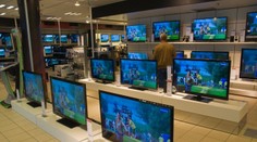 Pre vyššiu DPH už za tovar platíme stovky eur navyše. Navštívili sme predajne pred Silvestrom a dnes