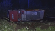 Hasiči na severe Slovenska smerovali na zásah, po nehode skončili v nemocnici