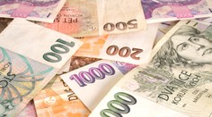 Máte doma české bankovky? Pozor, s niektorými od piatka už nezaplatíte