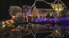 Vysvietený dom láka ľudí z celého okolia. Na jeho výzdobu použili 600-tisíc svetielok