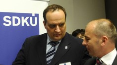 Kaník založil názorovú platformu. Ľudia okolo Freša ho vyzývajú k odchodu