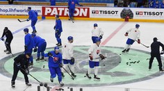 Slováci už trénovali v Prahe. Nastali zmeny v presilovkových formáciách