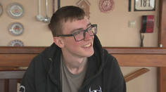 Po hrôzostrašnej nehode sa učil odznova aj dýchať. Matej všetkým ukázal, že sa nevzdáva