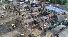 Časť obce na poľsko-slovenskom pohraničí pred dvomi rokmi zničil požiar. Dnes je na nepoznanie