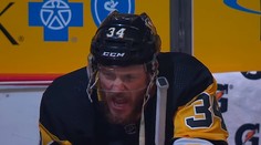 VIDEO: Útočník Pittsburghu baví internet. Uživil by sa aj ako komentátor