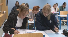 Mizogýnii čelia čoraz častejšie. Mladé dievčatá ju zažívajú aj v škole, a to nielen od spolužiakov
