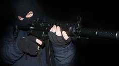 Lupiči ukradli milióny eur z obrneného vozidla, ich komplici uniesli dievča