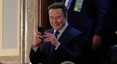 Hádka pre systém Starlink. Musk, Sikorski a Rubio si vymieňali odkazy cez sociálne siete