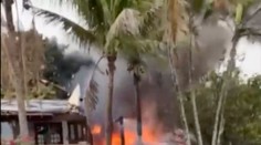 Na letisku sa hádali, no do lietadla ich už nepustili. Neskorý príchod im zachránil život