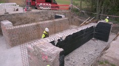 Vodičov na juhu Slovenska čakajú zdĺhavé obchádzky. Môže za to jediný náraz do mosta