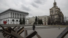 OBRAZOM: Rusi sa neustále snažia dobiť Kyjev, takto sa hlavné mesto pripravuje na ich príchod