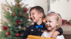 Kedy je najlepší čas povedať deťom pravdu, že darčeky nenosí Ježiško?