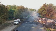 Tragédia v Mexiku: Pri zrážke autobusu s cisternou zahynulo najmenej 18 ľudí