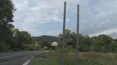 Tabule označujúce slovenský Havaj lákajú čoraz viac. Niekomu sa zrejme hodili ako suvenír