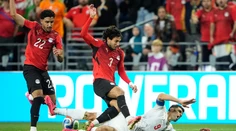 Egypt sa raduje z postupu, no škvrnou je zranenie najväčšej hviezdy. Irán musí čakať na vývoj skupín