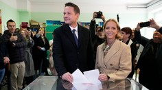 Vyrovnané prezidentské voľby v Poľsku: Tesné vyhral liberál Trzaskowski, ukazuje exit poll