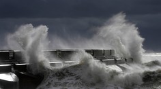Víchrica Ciarán si vyžiadala už sedem obetí vrátane malého dieťaťa