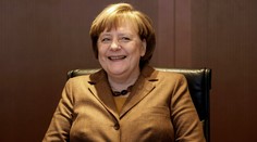 Merkelová uvítala schválenie koaličnej dohody sociálnymi demokratmi