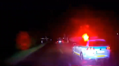 VIDEO: Policajná naháňačka v Bratislave. Nadrogovaného vodiča zastavili až výstrely na auto