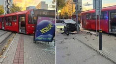 Dopravná nehoda v centre Bratislavy. Električka skončila mimo trať