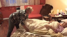 Ľudí, ktorí sa doma starajú o ťažko chorého príbuzného, sú tisíce. Potrebných zariadení niet