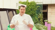 Čokoládová torta so sušenými slivkami