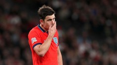 Nešťastník Maguire v Anglicku čelí peklu. Legenda United ho posiela k psychológovi