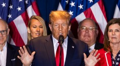 Donald Trump sa ostro obul do princa Harryho. Vyhráža sa mu deportáciou