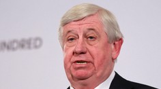 Zachránilo ho iba bezpečnostné sklo. Na generálneho prokurátora strieľali