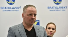 Koronavírusom sa nakazil zamestnanec bratislavskej župy, kraj prijíma sériu opatrení