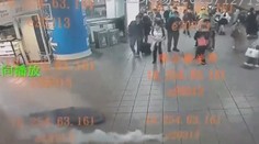 Taiwan sa stal dejiskom krvavej drámy. V jeho metropole zabíjal útočník vyzbrojený dymovnicami a dýkou