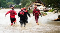 Rekordné množstvo zásahov českých hasičov počas povodní. Osem osôb je stále nezvestných