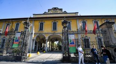 Masaker v dome pre seniorov: Za mesiac a pol v ňom zomrelo 190 ľudí