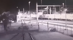 VIDEO: Autentické zábery zrážky RegioJetu s nákladným vlakom naznačujú, akou rýchlosťou išli