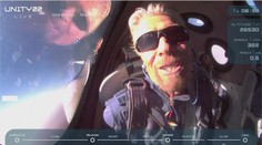 Míľnik vo vesmírnej turistike: Miliardár Branson predbehol Bezosa a nazrel do vesmíru