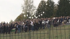 Prišli rodina, priatelia aj neznámi, ktorých tragédia zasiahla. Kysuce sa naposledy rozlúčili s Nellkou (†14)